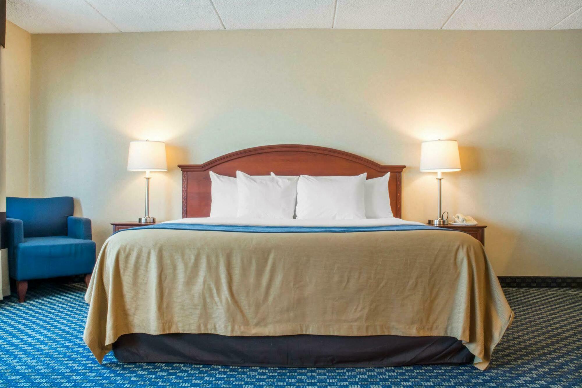 Hammock Hotel Rochester Niagara Falls エクステリア 写真